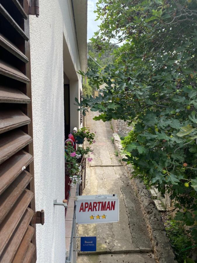 Apartment Marta ヤブラナツ エクステリア 写真